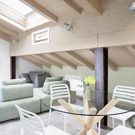 Charming Moment Di Porta - Residenza Porto Vecchio * ルイーノ